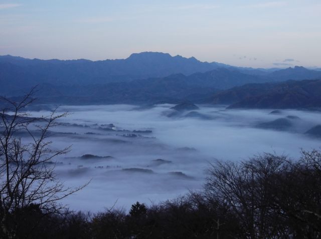 蓑山(埼玉県秩父郡皆野町)雲海 2017年秋〜冬